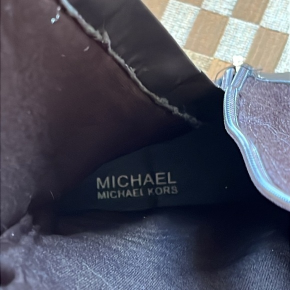 Brand New Michael Kors Girls Dark Brown Zip Up Tall Boots w/ Gold Tone Accents - Picture 14 of 16